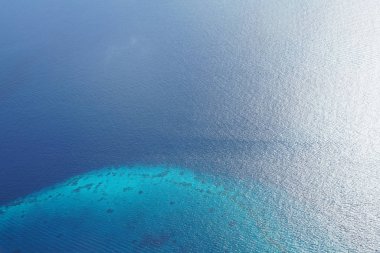 İnanılmaz okyanus derinliği görmek şaşırtıcı doğa ile