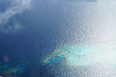 İnanılmaz okyanus derinliği görmek şaşırtıcı doğa ile