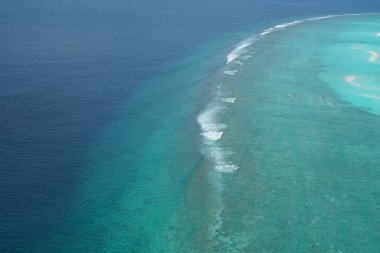 İnanılmaz okyanus derinliği görmek şaşırtıcı doğa ile