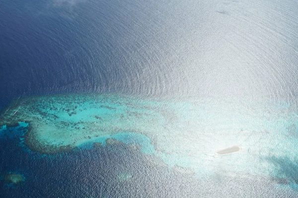 İnanılmaz okyanus derinliği görmek şaşırtıcı doğa ile