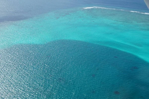 İnanılmaz okyanus derinliği görmek şaşırtıcı doğa ile