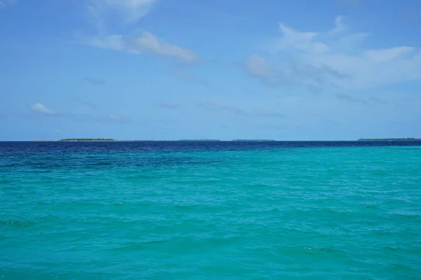 Vue Panoramique Sur Mer Avec Des Îles Horizon Ciel Nuageux — Photo