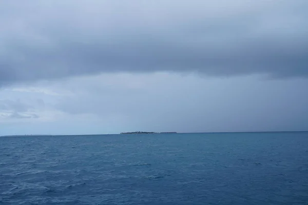 Blick Auf Meer Und Insel Während Der Monsunzeit Auf Den — Stockfoto