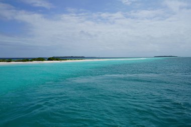 Maldivler bir tekneden okyanus manzarası
