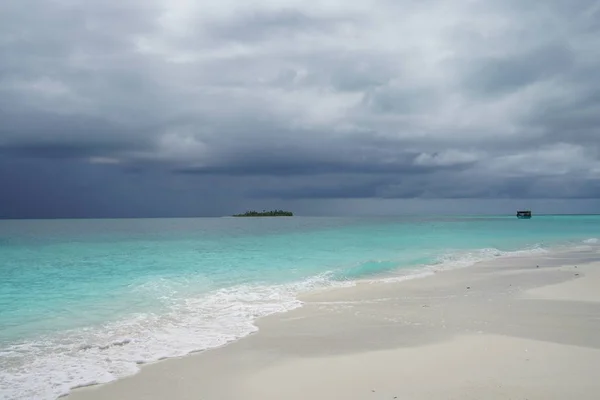 Вигляд Океан Під Час Сезону Мусонів Безлюдний Острів Мальдіви — стокове фото
