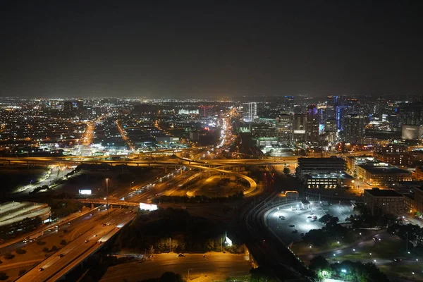 ışıklı gece kenti, yollar trafik