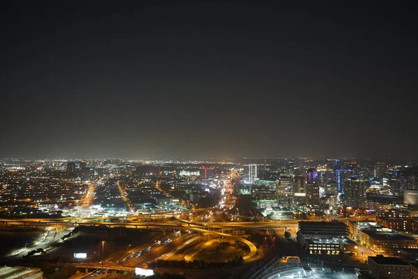 ışıklı gece kenti, yollar trafik