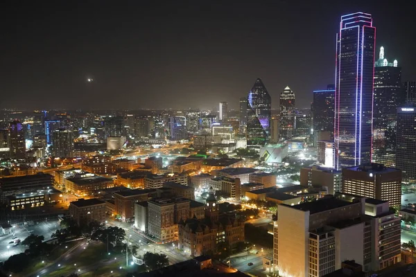 Dallas Ciudad Edificios Modernos Iluminados Por Noche — Foto de Stock