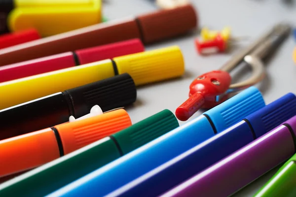   ileti örneği kalem ve işaretleri                                