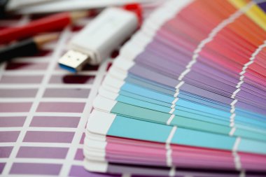 Pantone istatistikleri uzaklığı yazdırma renk