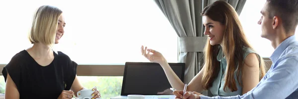 Kafede Capacitación iş adamları