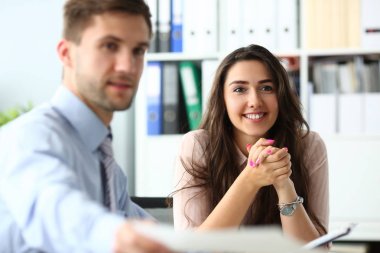 İş kadını toplantı portre loock kamerada