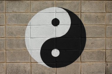 Yin yang sembolü duvar