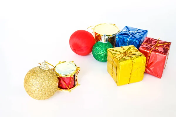 Ornamente Crăciun Decorare Aur Fundal Alb — Fotografie, imagine de stoc