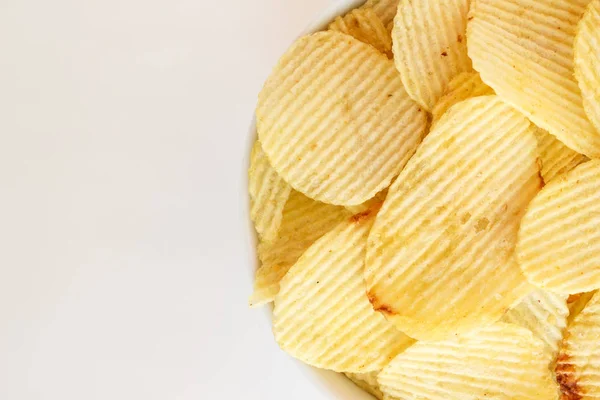 Papas Fritas Crujientes Comida Chatarra Comida Poco Saludable Fondo Blanco — Foto de Stock