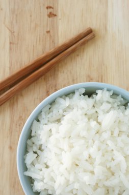 Beyaz basmati pirinç kase doğal gıda pişmiş