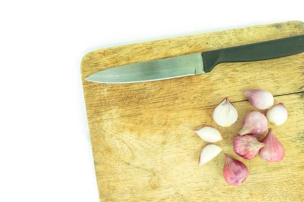 Rote Zwiebel Scheiben Geschnitten Auf Holzschneidebrett — Stockfoto