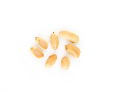 beyaz arkaplanda fıstık