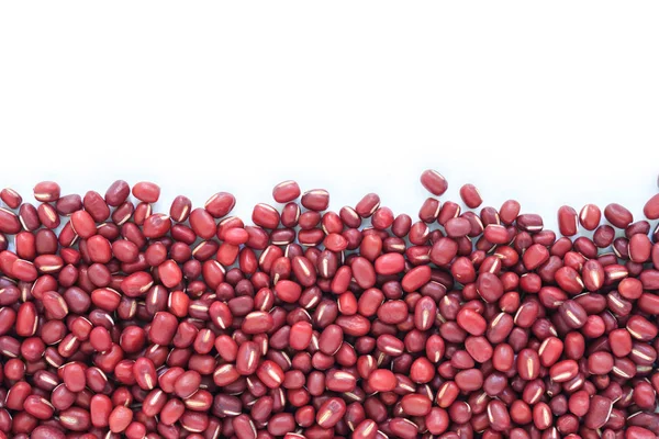 kırmızı fasulye tohumu sebze doğa çerçeve kenarlığı üstten görünüm beyaz arka plan üzerinde