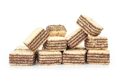 Gofret çikolata yığın tatlı beyaz arka plan üzerinde