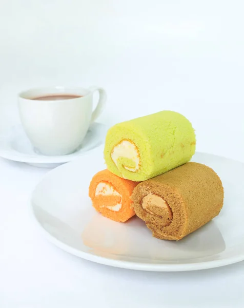 Pastel Naranja Chocolate Verde Rollo Colocado Taza Café Sobre Fondo —  Fotos de Stock