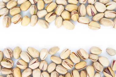 Fıstıklı üstten görünüm çerçeve veya beyaz arka plan üzerinde kenarlık.