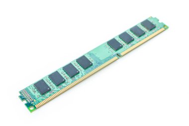 DDR ram bilgisayar aletleri beyaz arka plan üzerinde.