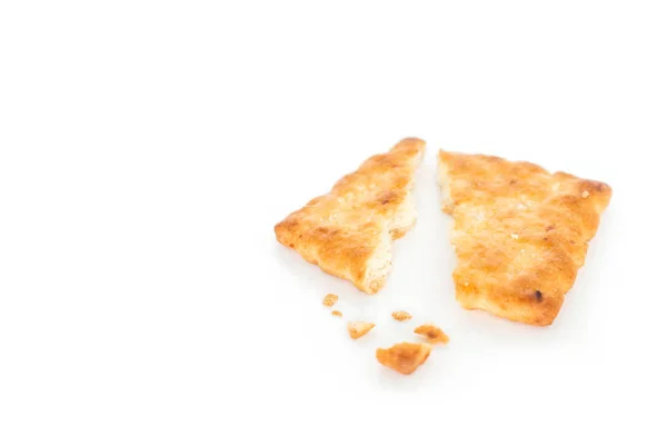 Pojedynczy Cracker Kwadratowych Złamane Białym Tle — Zdjęcie stockowe