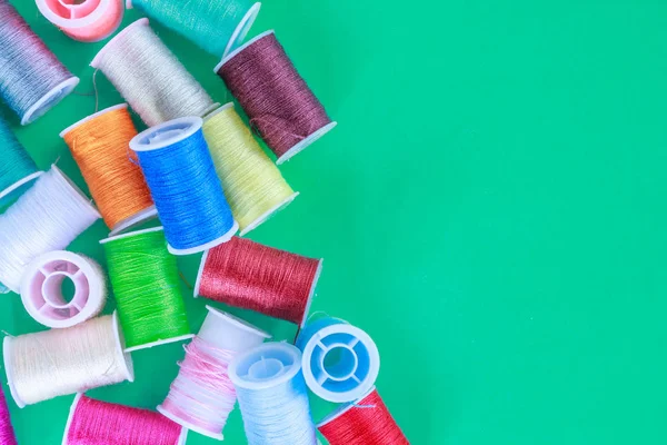 Threads Green Background — Stock Photo, Image