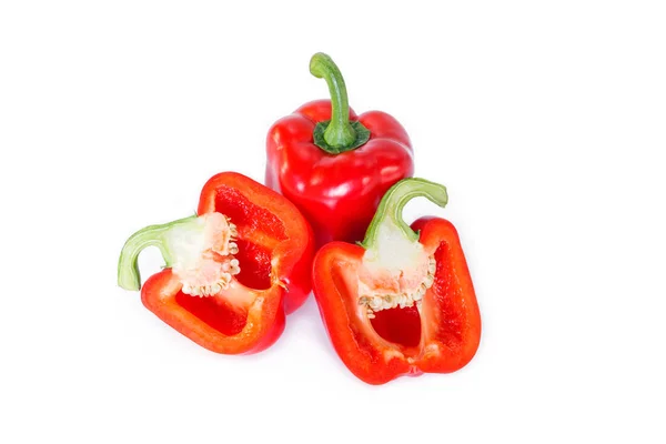 Rode Paprika Stukjes Gesneden Witte Achtergrond Bovenaanzicht — Stockfoto