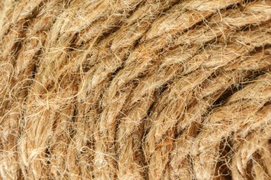 bir daire içinde düzenlenmiş ip.