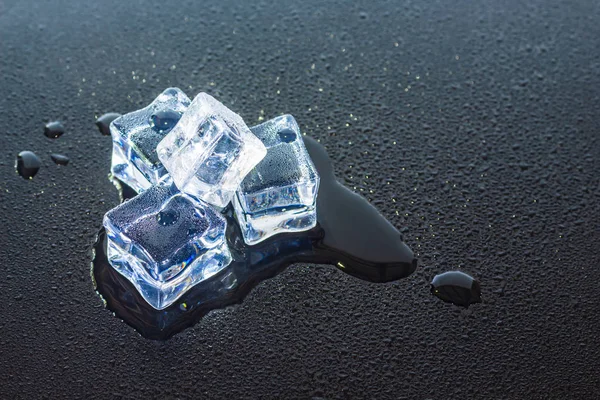 Группа Кубики Льда Черном Фоне — стоковое фото