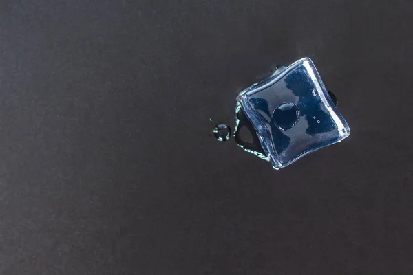 One Ice Cubes Black Background — Stock Photo, Image