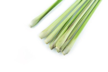 Beyaz arkaplanda limon çimeni paketle.