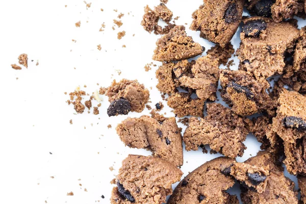 Kekse Schokolade Stücke Auf Weißem Hintergrund Gebrochen — Stockfoto