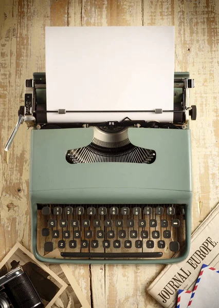 Vintage Typewriter Journalism Table Top View Background — Stock Photo, Image