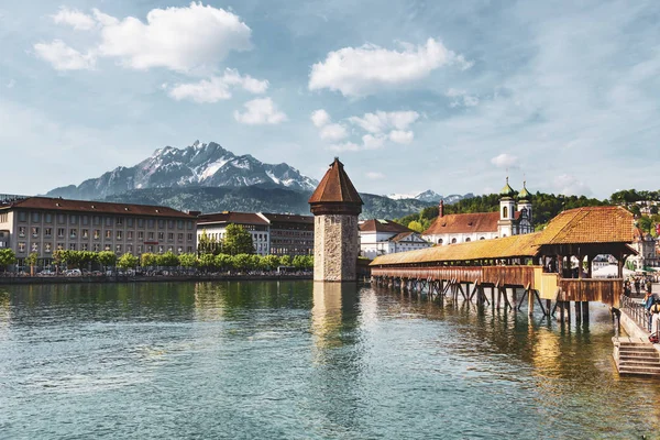 Kapellenbrücke Berühmter Ort Luzerner See Mit Blauem Himmel Und Vintage — Stockfoto