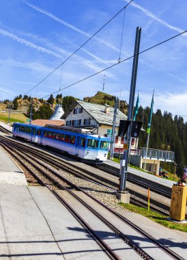 Rigi bahn elektrik kablo tramvaya Rigi kulm, alp dağ, bahn alınan