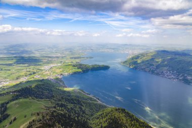 Manzara Dağ ve göl Rigi Kulm Luzern İsviçre, Alpler üstten görüntülemek 