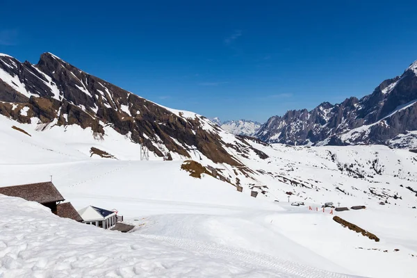 Montanha Neve Elevador Gôndola Com Torre Grindelwald Para Primeira Estação — Fotografia de Stock