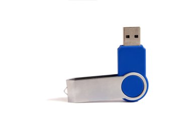 USB flash kart beyaz arka plan üzerinde izole