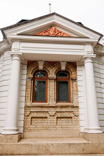 Detail Building Bas Relief Facade — Stock Photo, Image