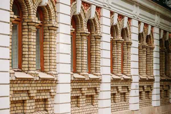 Detail Building Beautiful View Old Windows — Stock Photo, Image