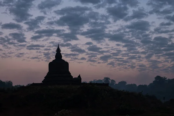 Rano Nad Pagoda Mrauk Myanmar — Zdjęcie stockowe