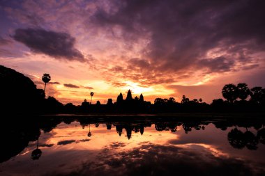 Günaydın Angkor Wat yağmurlu sezonu.