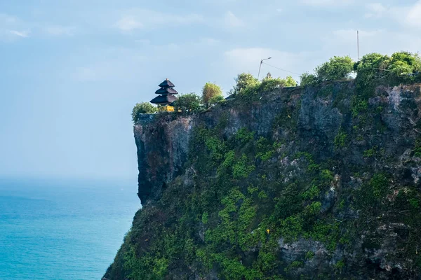 Bali Uluwatu Tapınağı Uçurumdaki — Stok fotoğraf