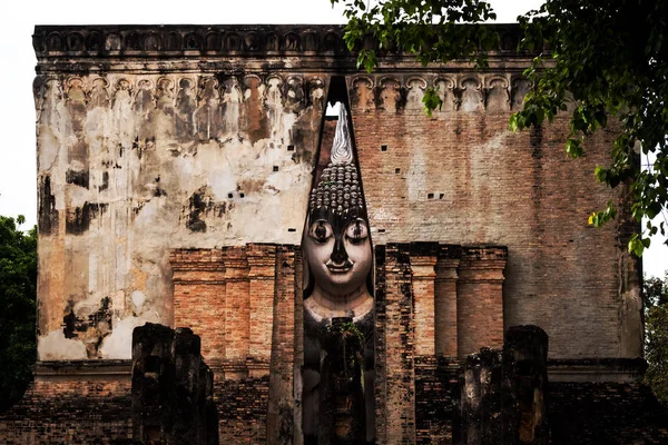 Antigua imagen de Buda —  Fotos de Stock