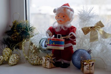 Noel Baba Noel süsleri oyuncakla