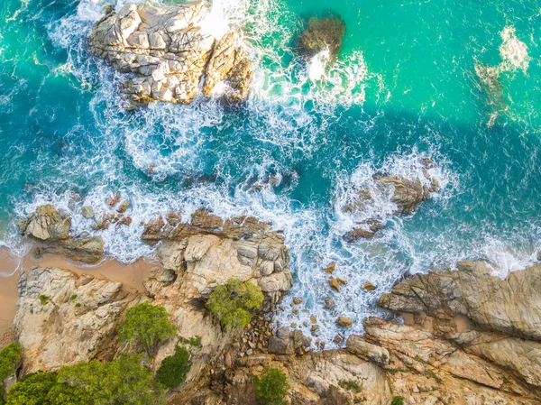 Aerial Utsikt Över Costa Brava Katalonien Stranden Full Stenar Och — Stockfoto