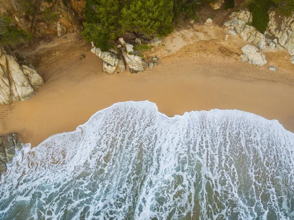 Aerial Utsikt Över Costa Brava Katalonien Stranden Full Stenar Och — Stockfoto